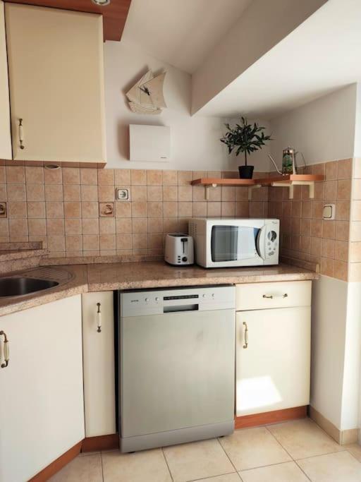 Bird View Apartment Carlissima Trogir Bagian luar foto