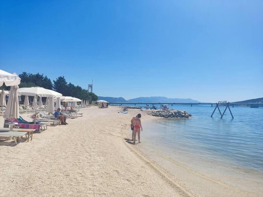 Bird View Apartment Carlissima Trogir Bagian luar foto